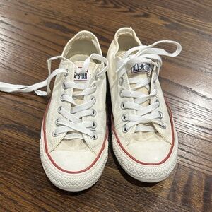 Converse All Star Off-White Sneakers with Red Trim